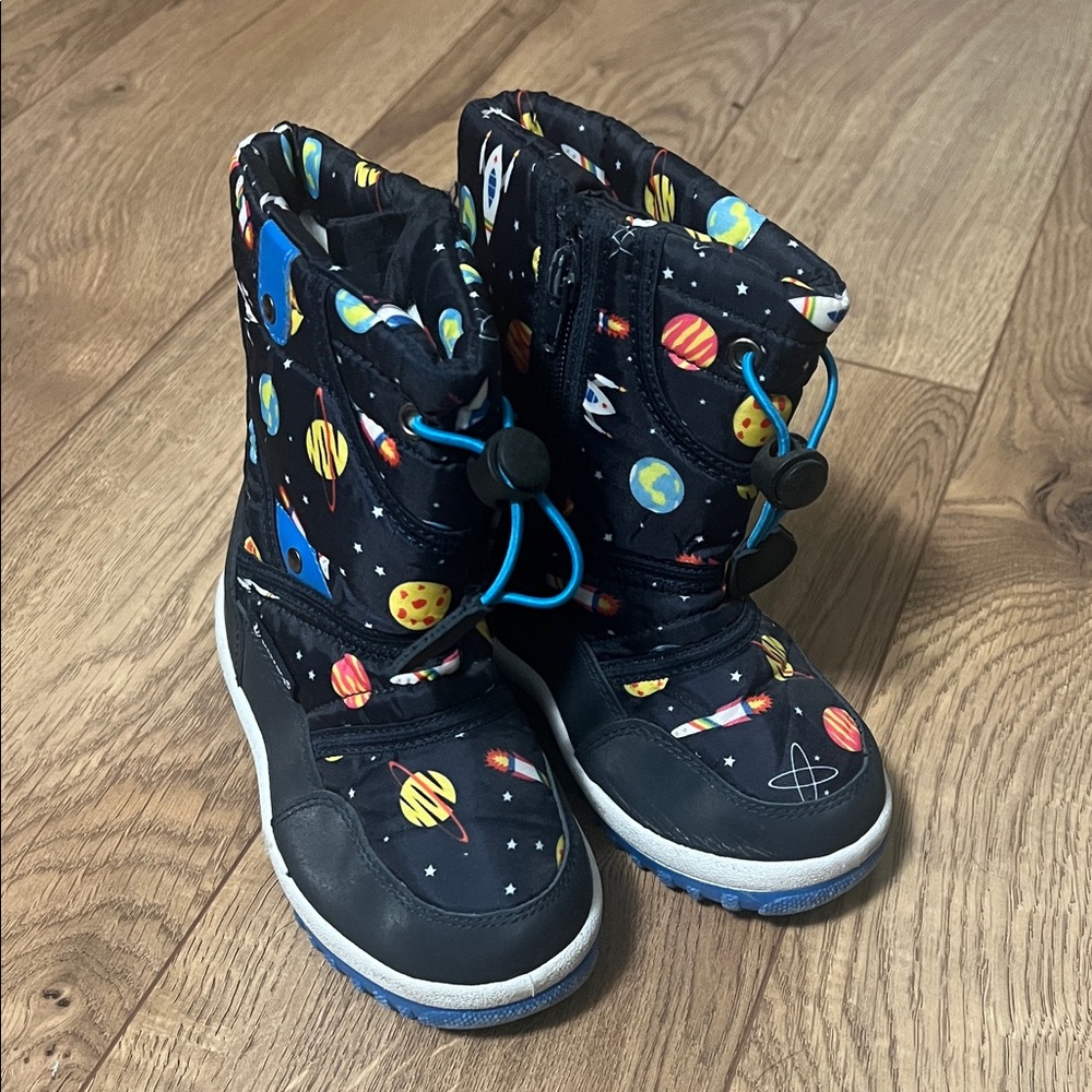 Space Explorer Kids Snow Boots